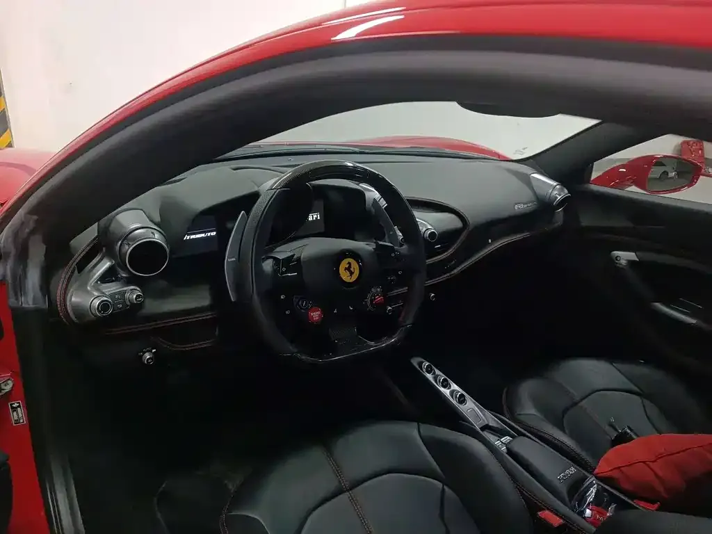 Ferrari F8 — фото 2