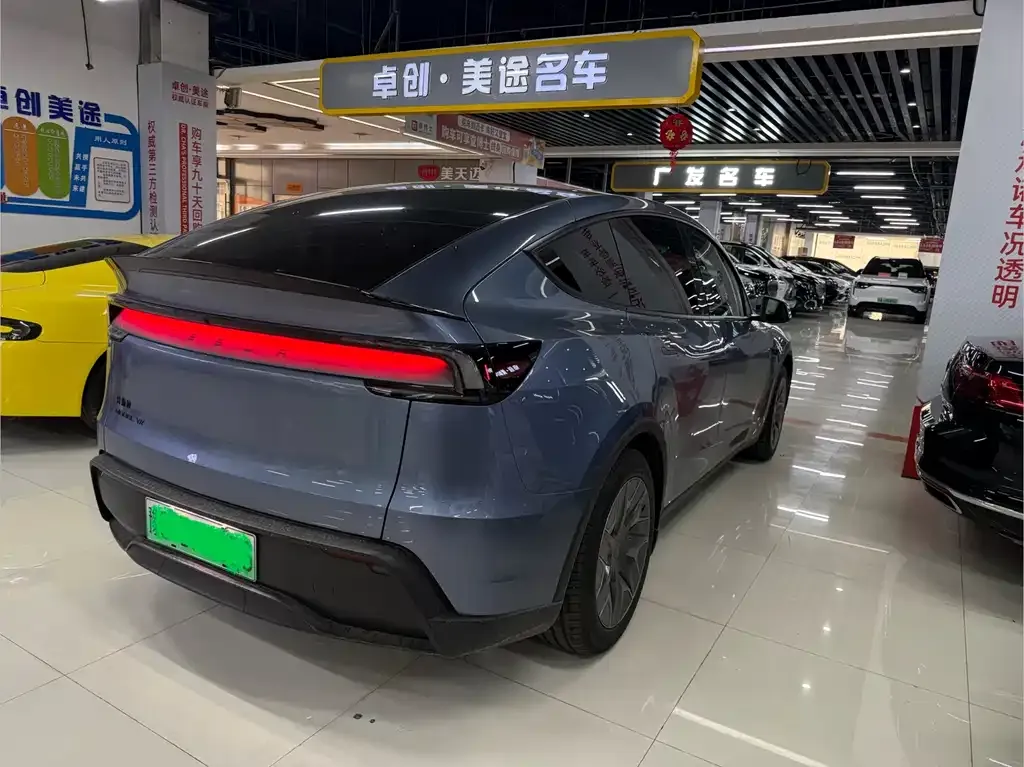 Tesla Model Y L 2026 из CN, фото 7