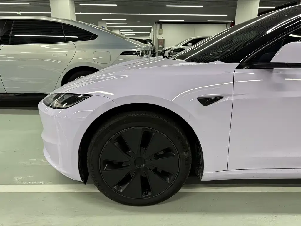 Tesla Model 3 — фото 2
