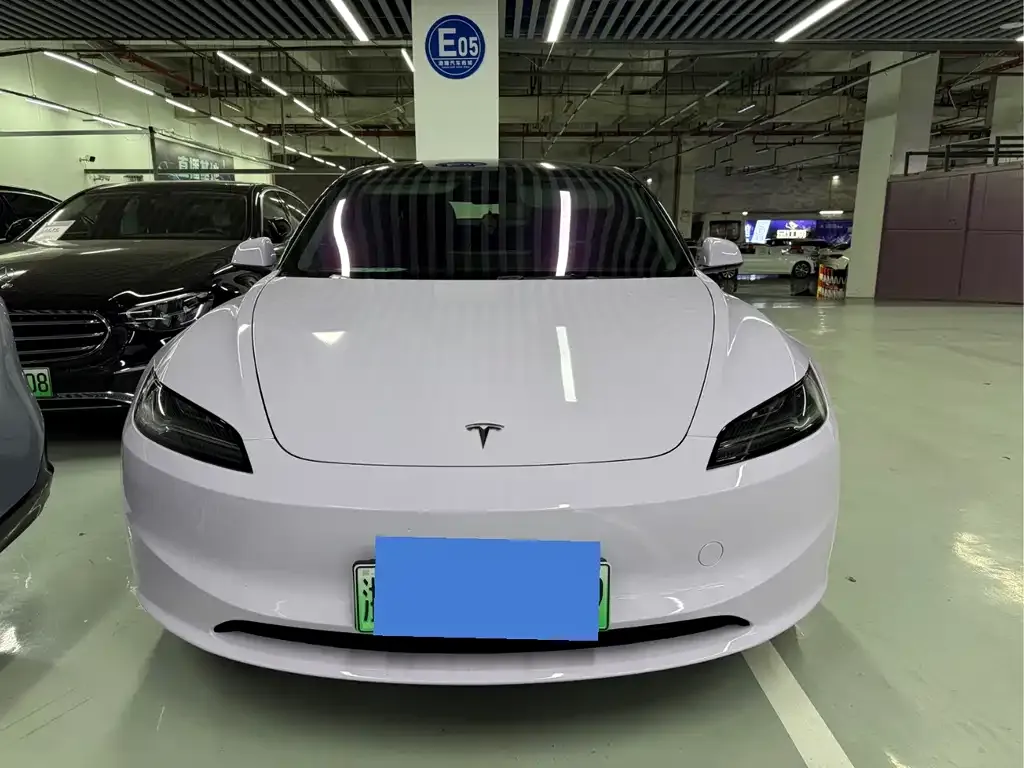 Tesla Model 3 — фото 3