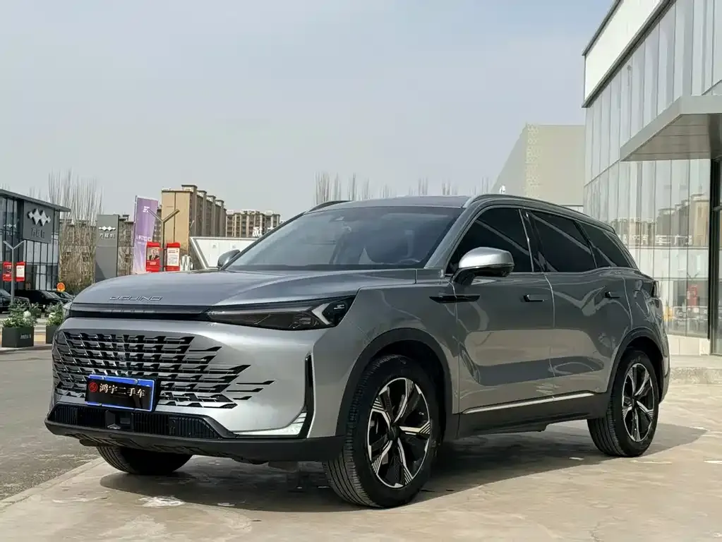 BAIC X7