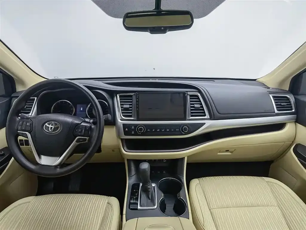 Toyota Highlander 2022 из CN, фото 8