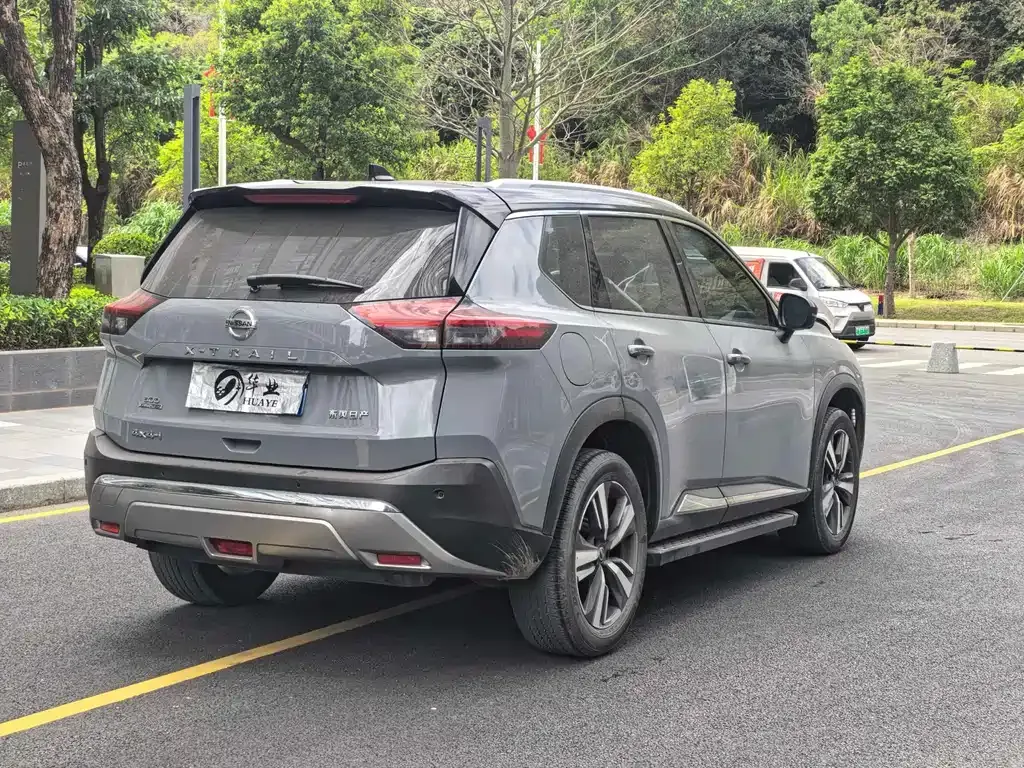 Nissan X-Trail — фото 10