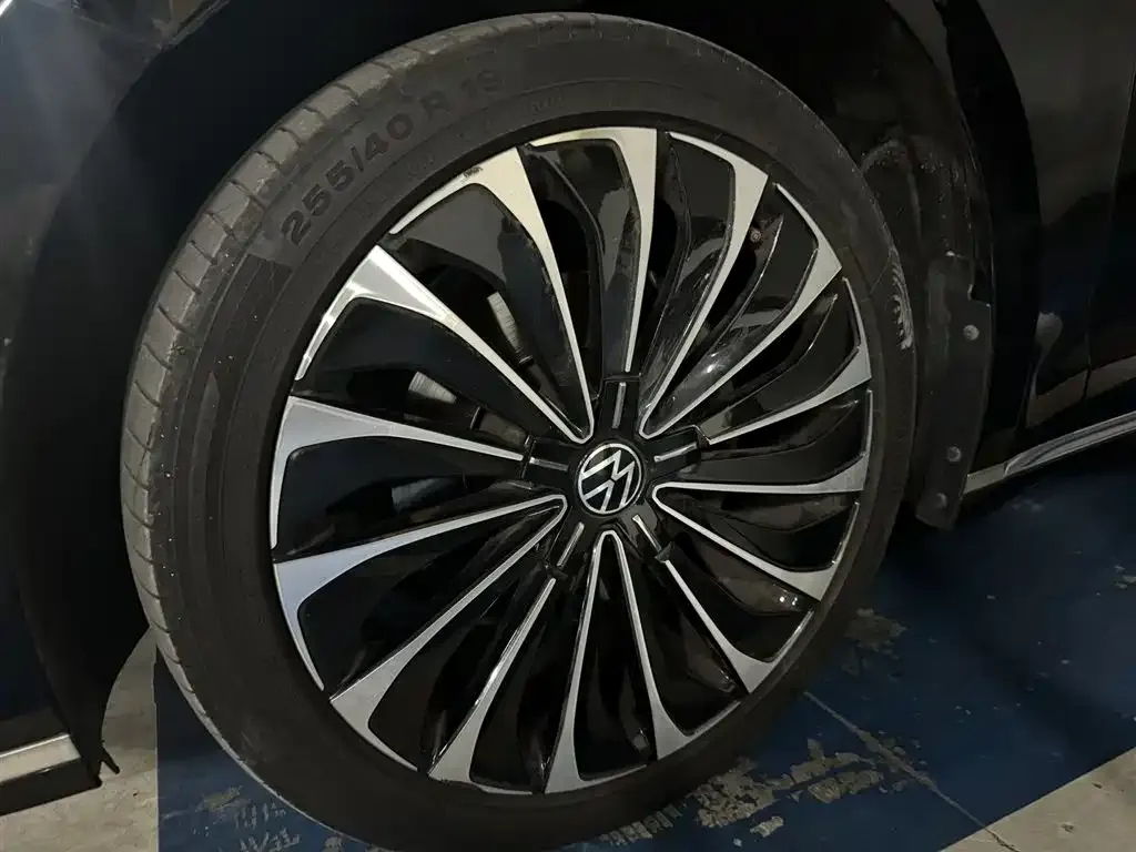 Volkswagen Phideon 2021 из CN, фото 6