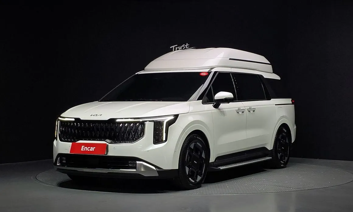 Kia Carnival — фото 1