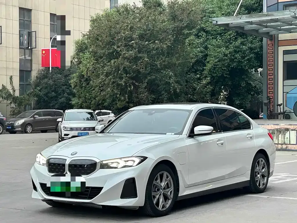 BMW i3 — фото 1