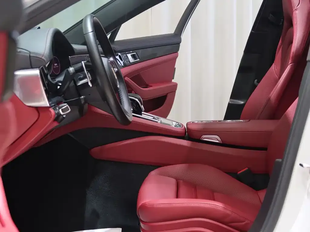 Porsche Panamera 2023 из CN, фото 2
