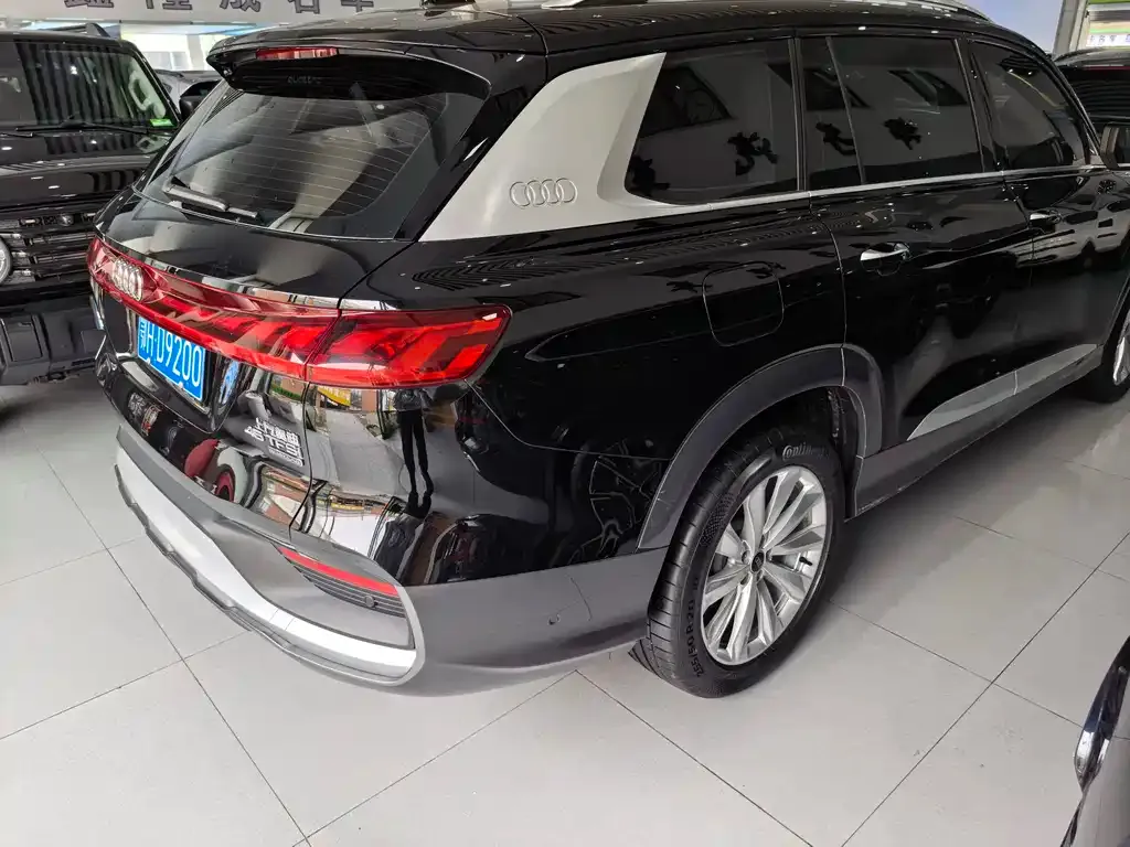 Audi Q6 2024 из CN, фото 6
