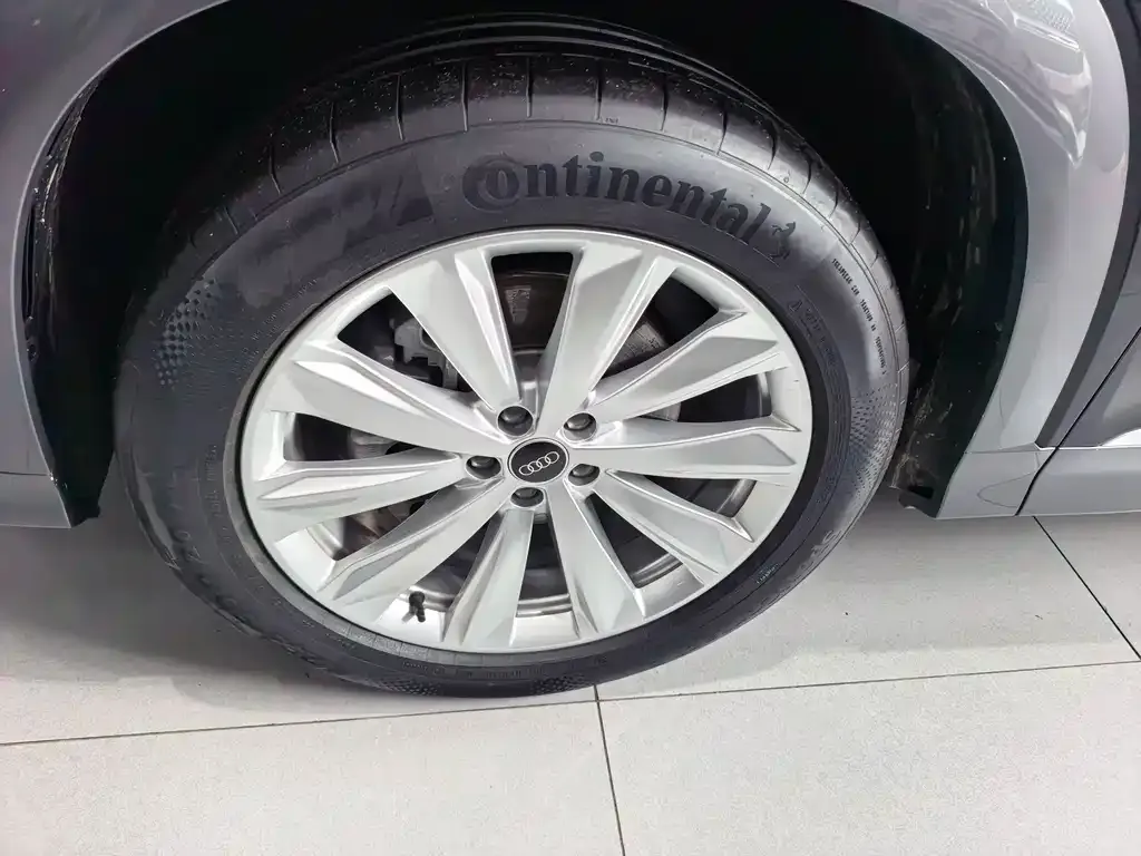 Audi Q6 2024 из CN, фото 4
