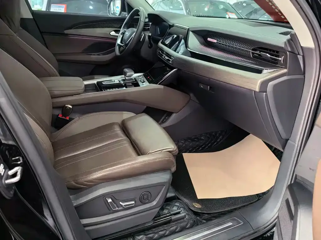 Audi Q6 2024 из CN, фото 8