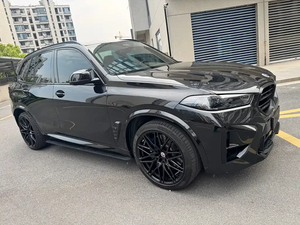 BMW X5 M 2024 из CN, фото 8