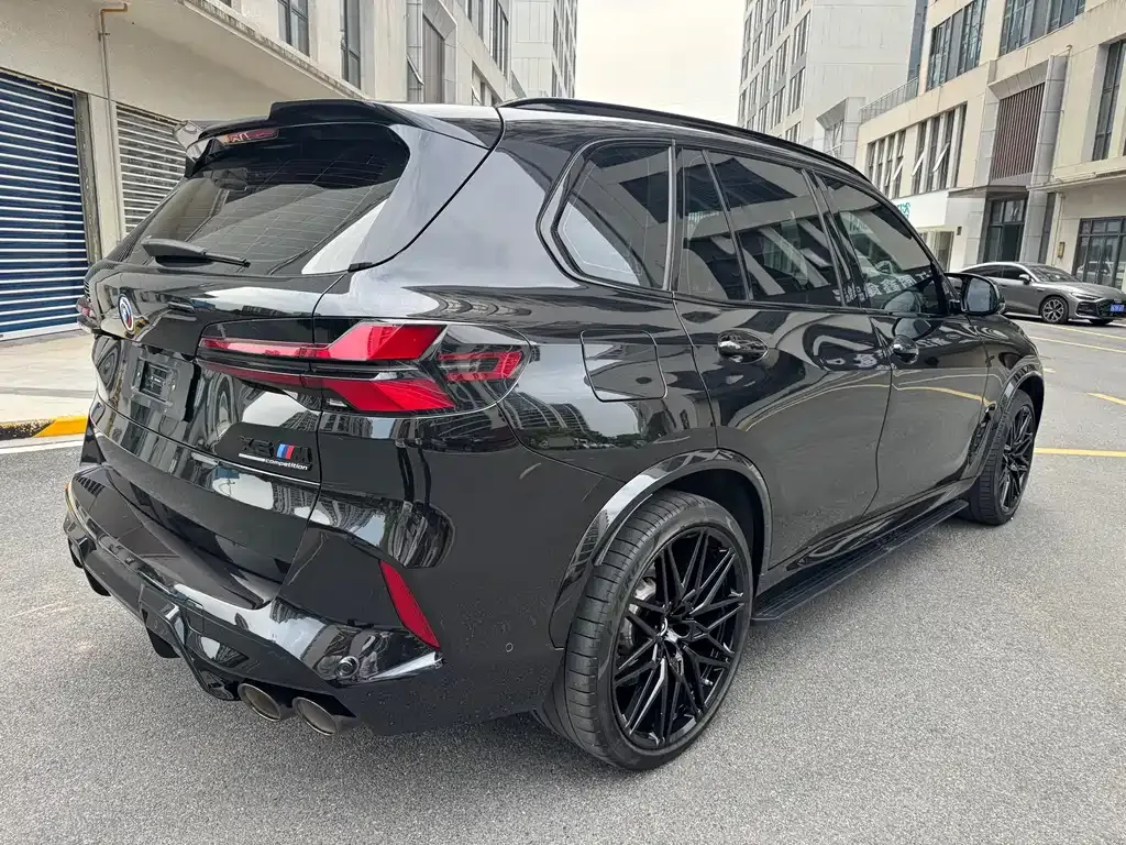 BMW X5 M 2024 из CN, фото 9
