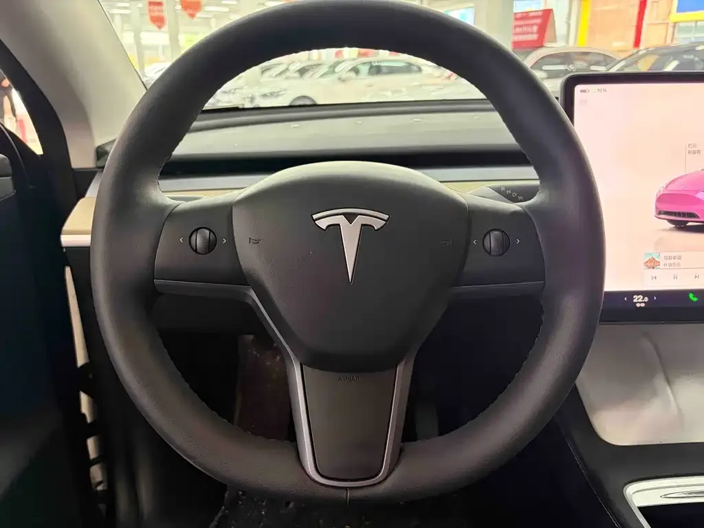 Tesla Model Y 2023 из CN, фото 2
