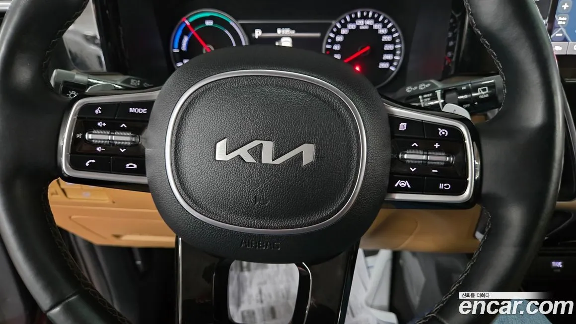 Kia Sorento — фото 10