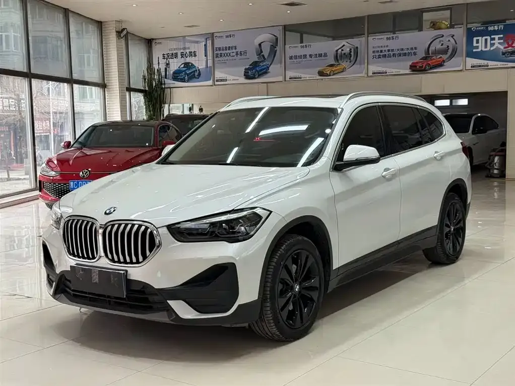 BMW X1 2021 из CN, фото 1