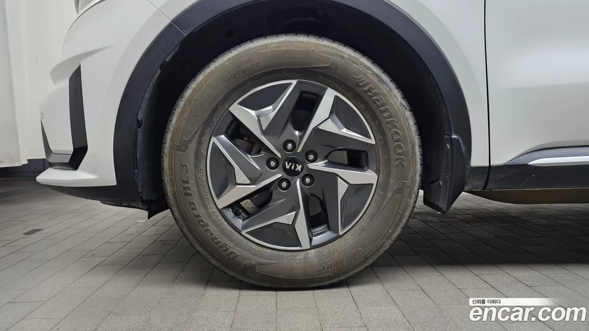Kia Sorento — фото 4