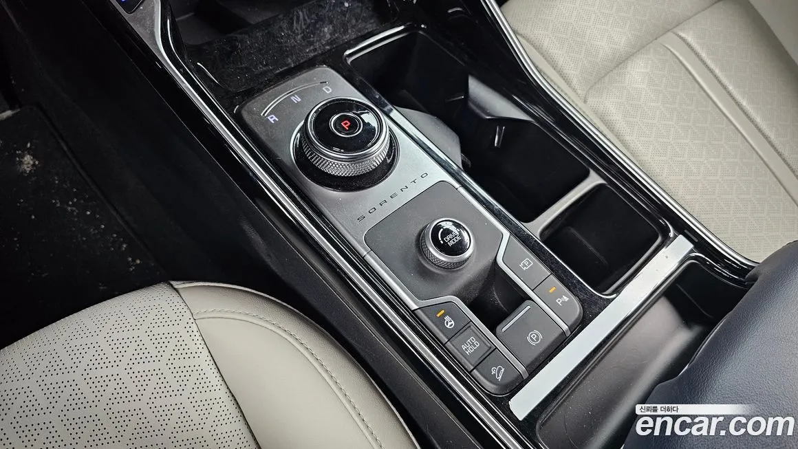 Kia Sorento — фото 9