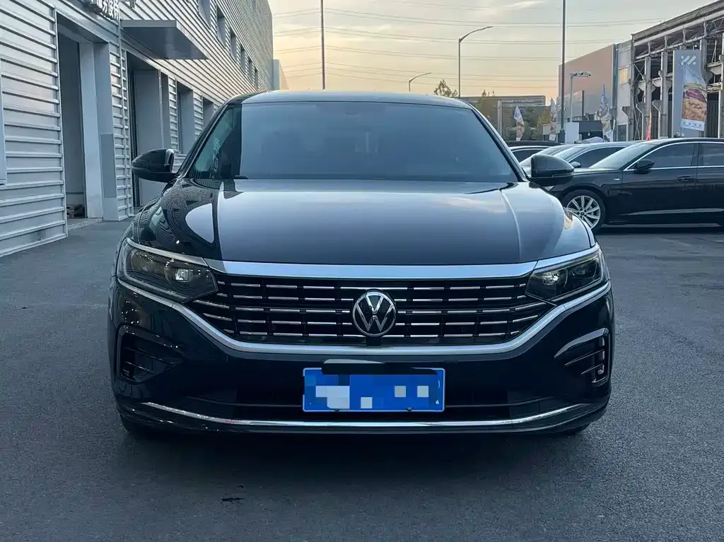 Volkswagen Passat — фото 5