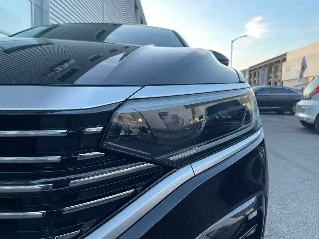 Volkswagen Passat — фото 9