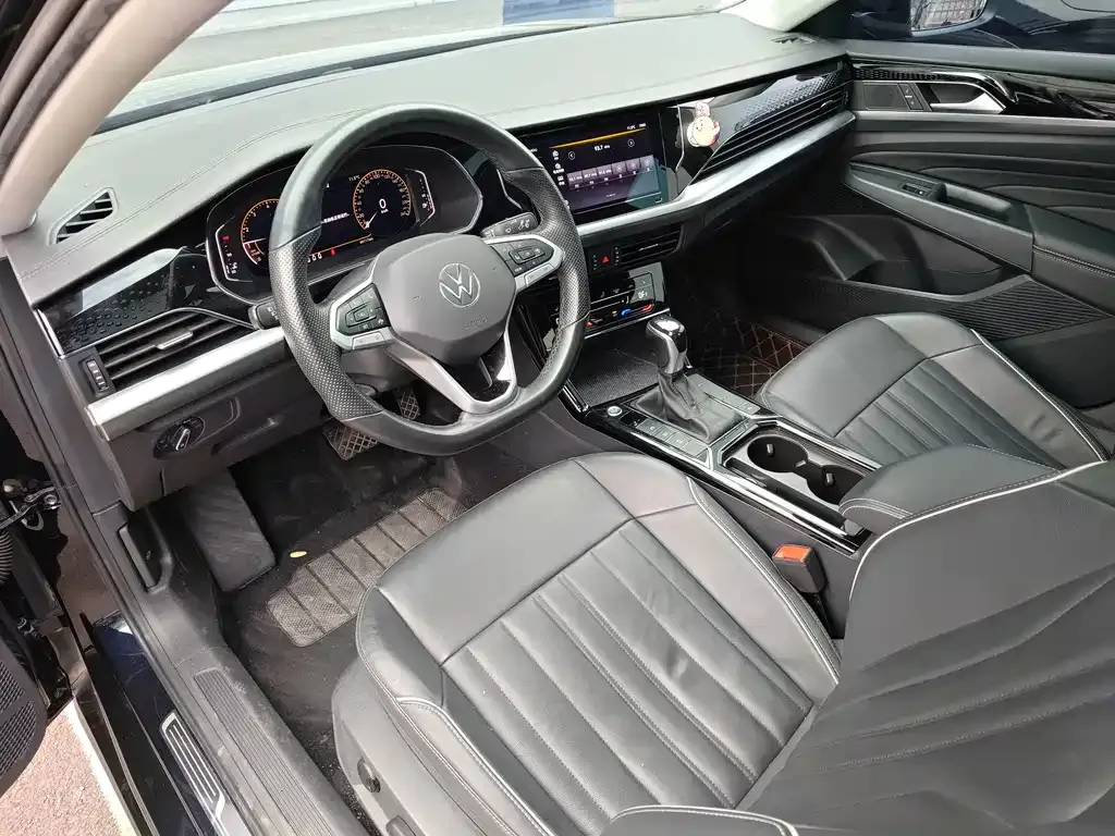 Volkswagen Passat — фото 7