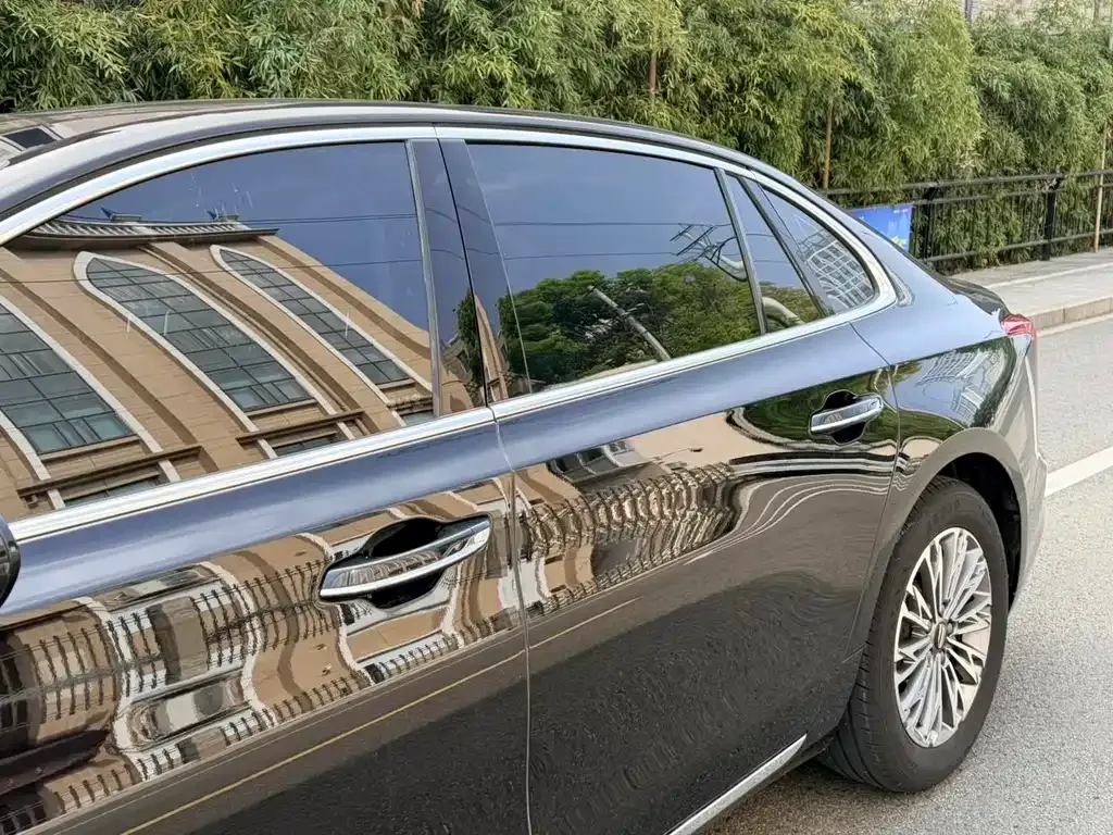 Hongqi H5 2024 из CN, фото 10