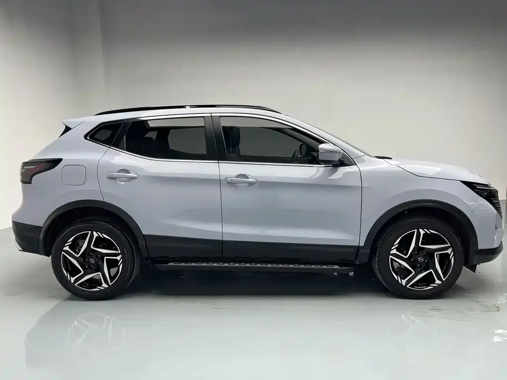 Nissan Qashqai — фото 6