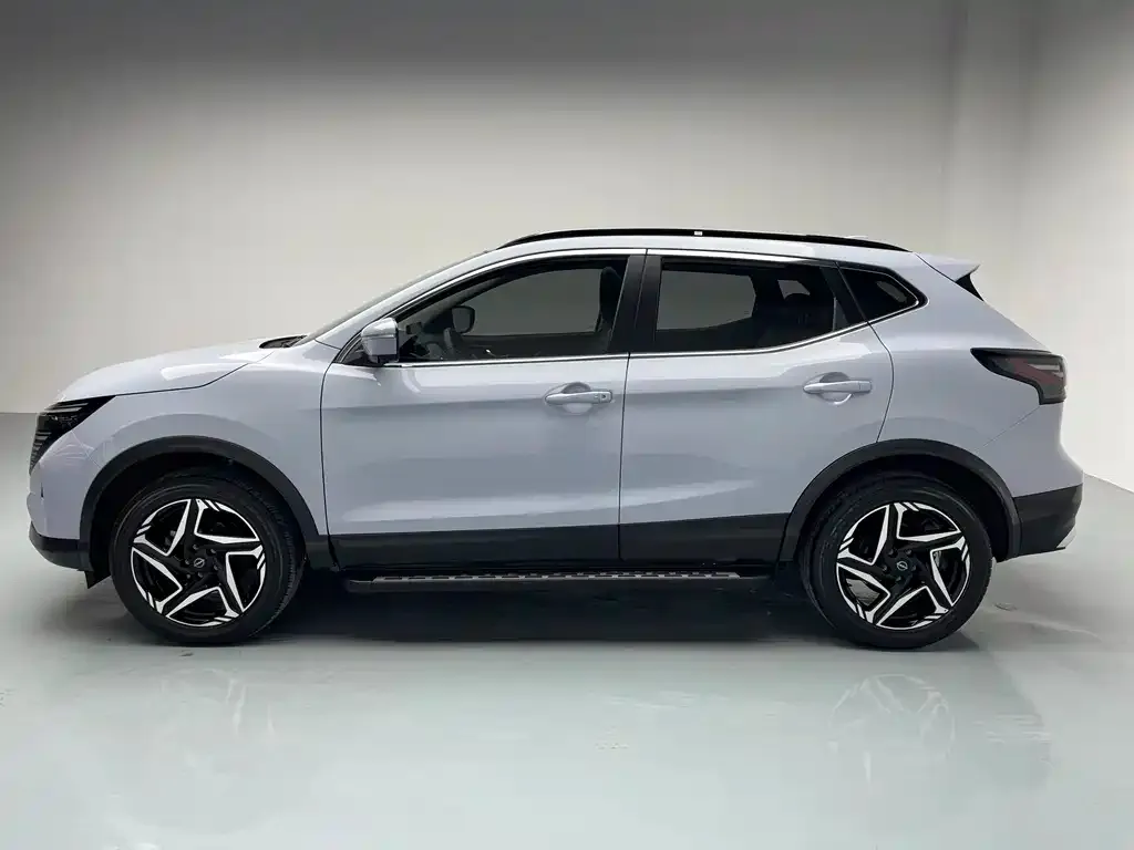 Nissan Qashqai — фото 5