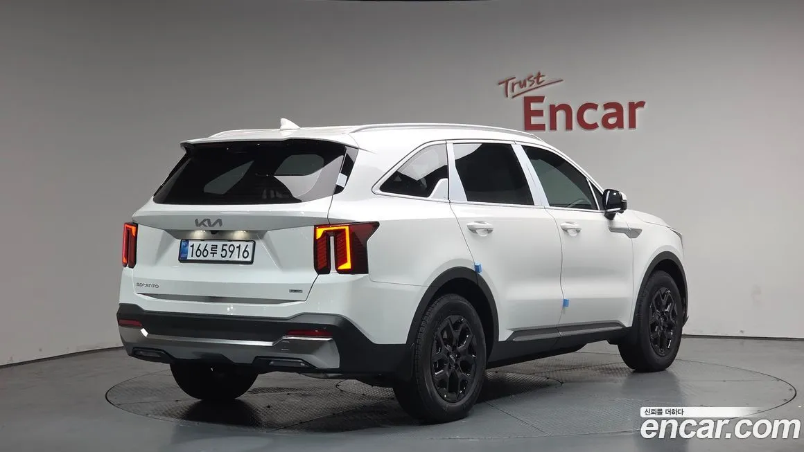 Kia Sorento — фото 3