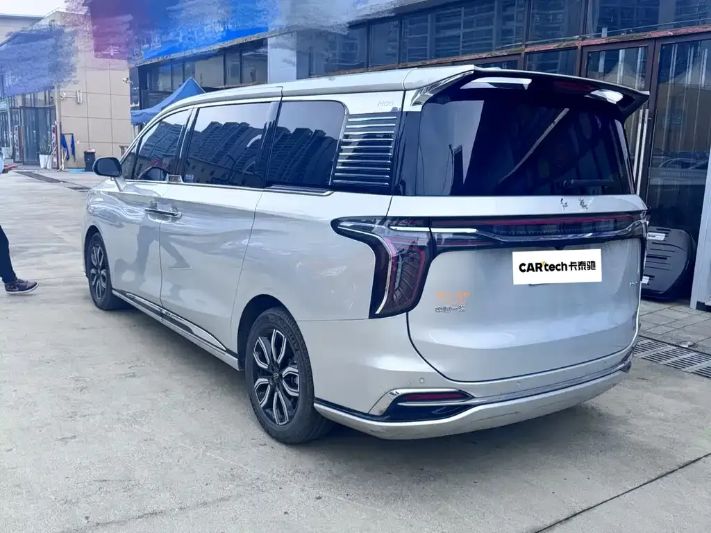 Hongqi HQ9 2023 из CN, фото 3