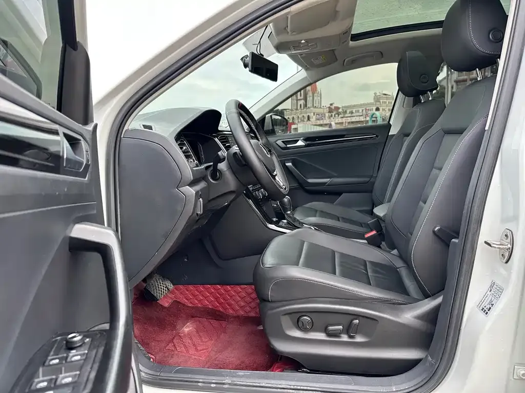 Volkswagen T-Roc 2022 из CN, фото 8