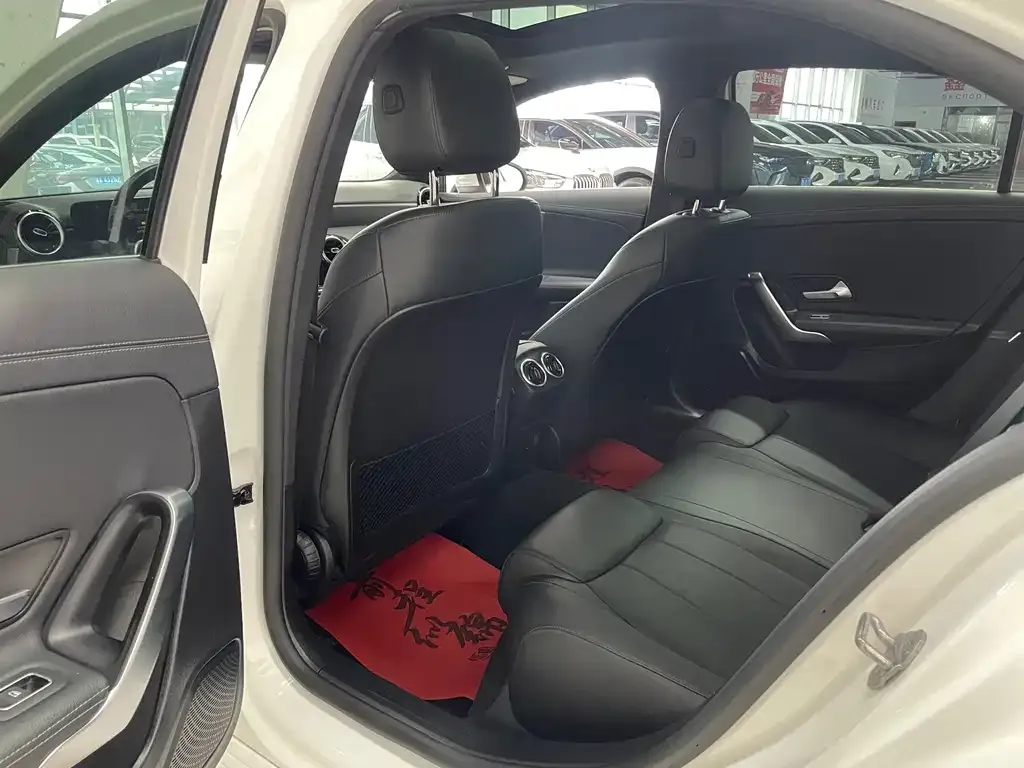 Mercedes-Benz A-Class 2022 из CN, фото 9