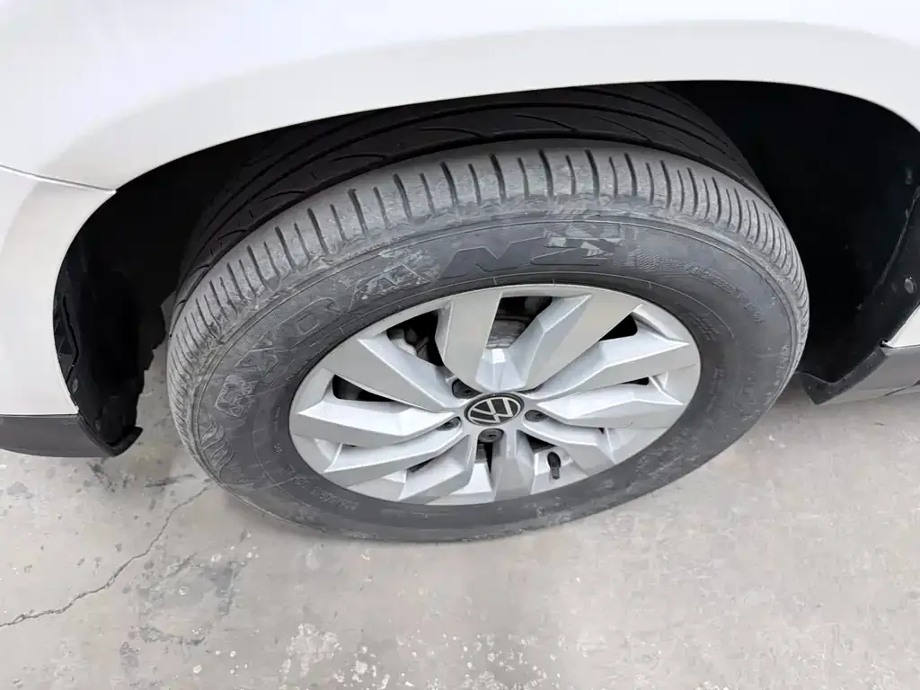 Volkswagen Tharu — фото 3