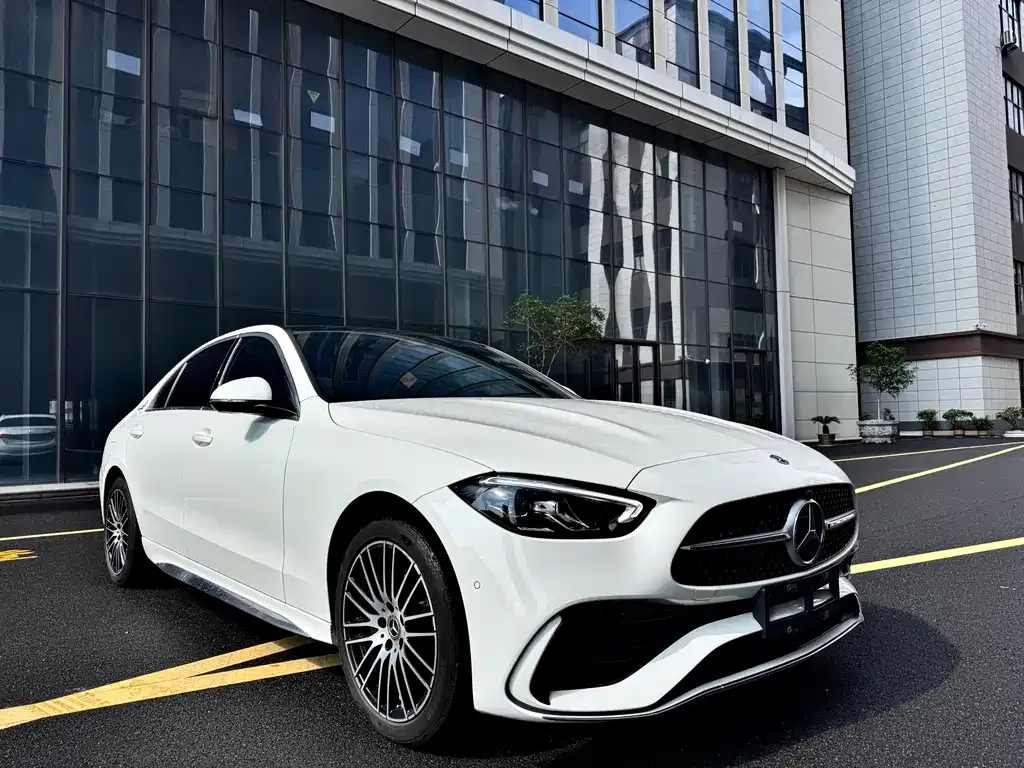 Mercedes-Benz C-Class — фото 10