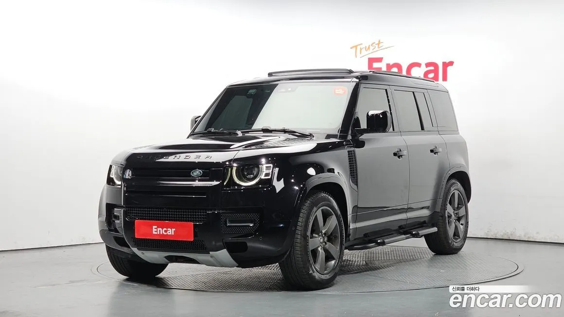 Land Rover Defender — фото 1