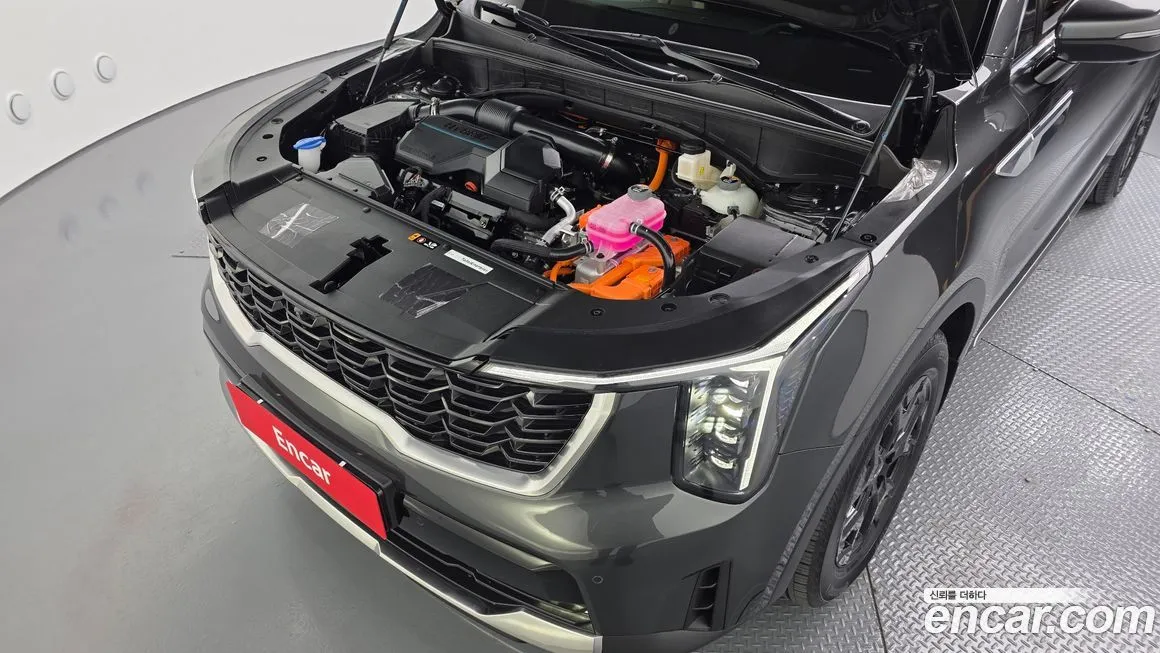 Kia Sorento — фото 9
