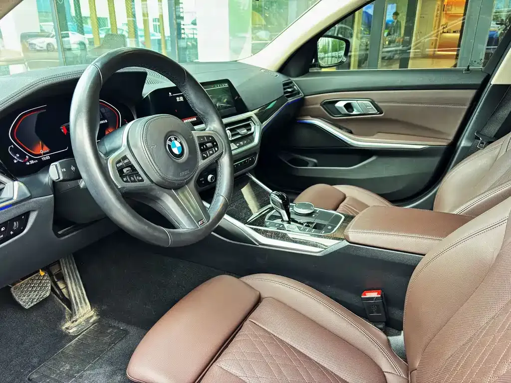 BMW 3 Series 2022 из CN, фото 5