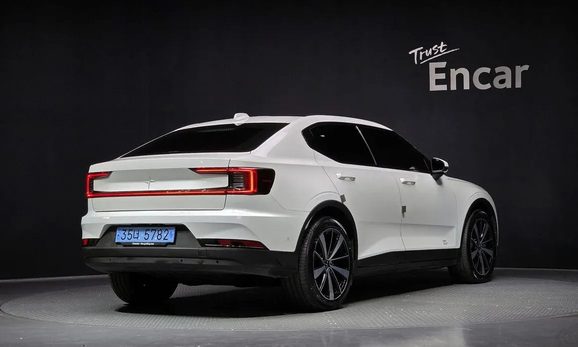 Polestar Polestar 2 — фото 6