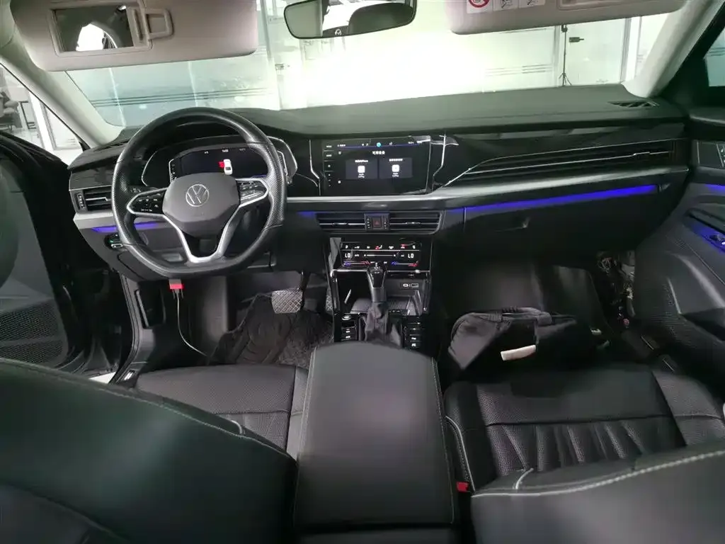 Volkswagen Passat — фото 7