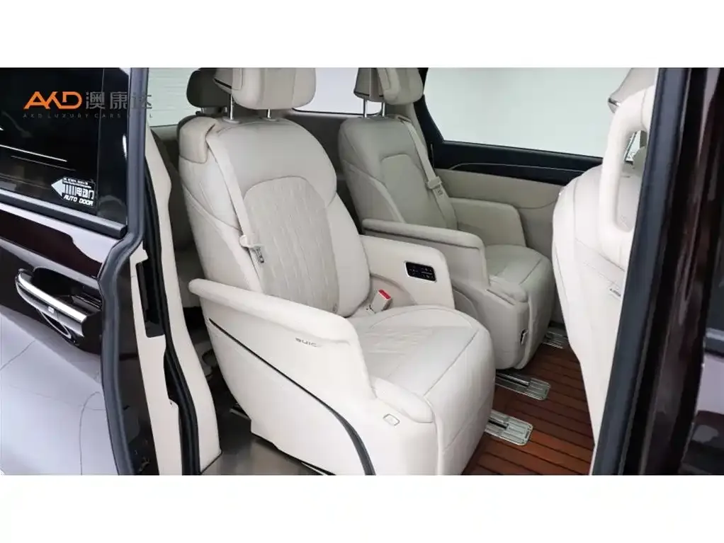 Buick GL8 2021 из CN, фото 8