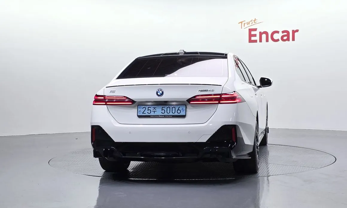 BMW i5 2024 из KR, фото 2