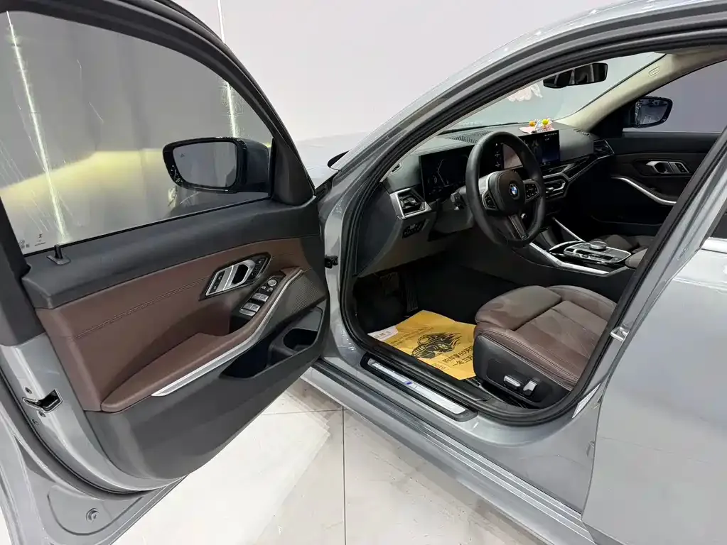 BMW 3 Series — фото 10