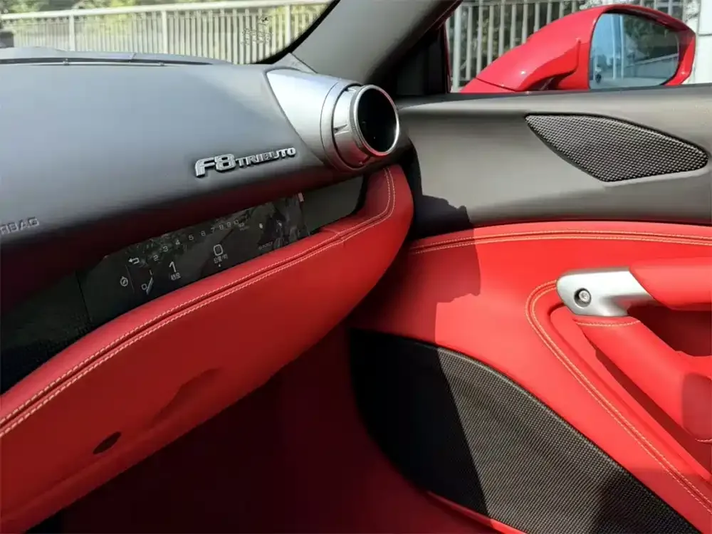 Ferrari F8 — фото 3