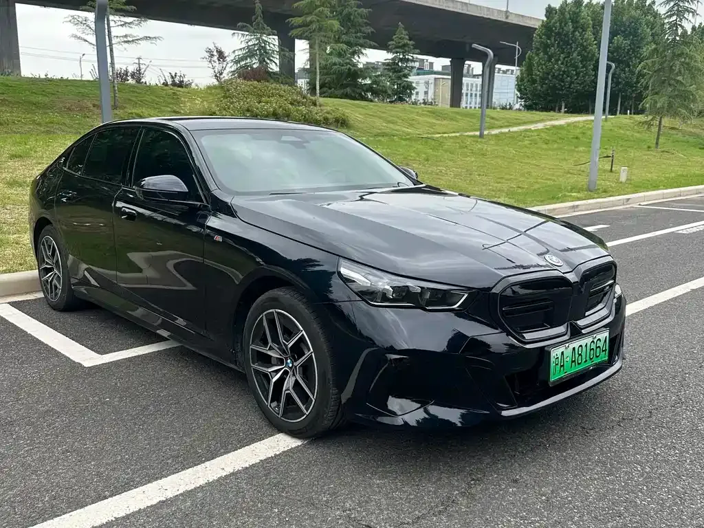 BMW i5 2025 из CN, фото 7