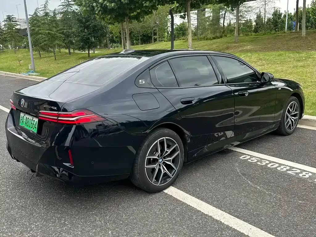 BMW i5 2025 из CN, фото 8