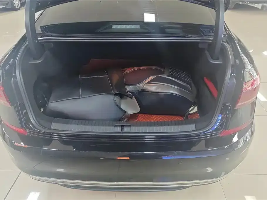 Volkswagen Passat 2022 из CN, фото 5