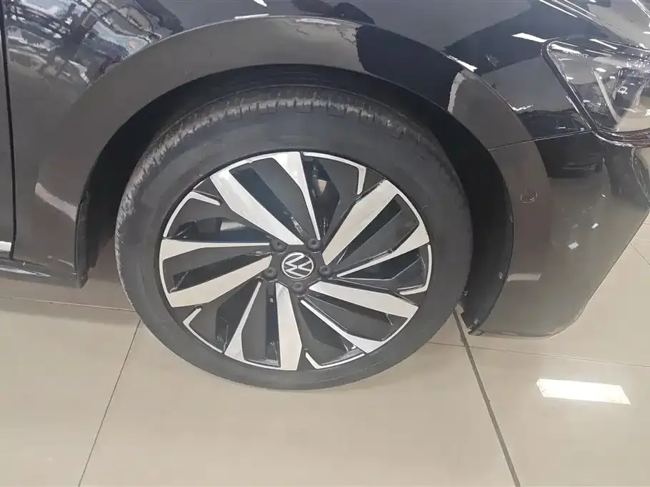Volkswagen Passat 2022 из CN, фото 9