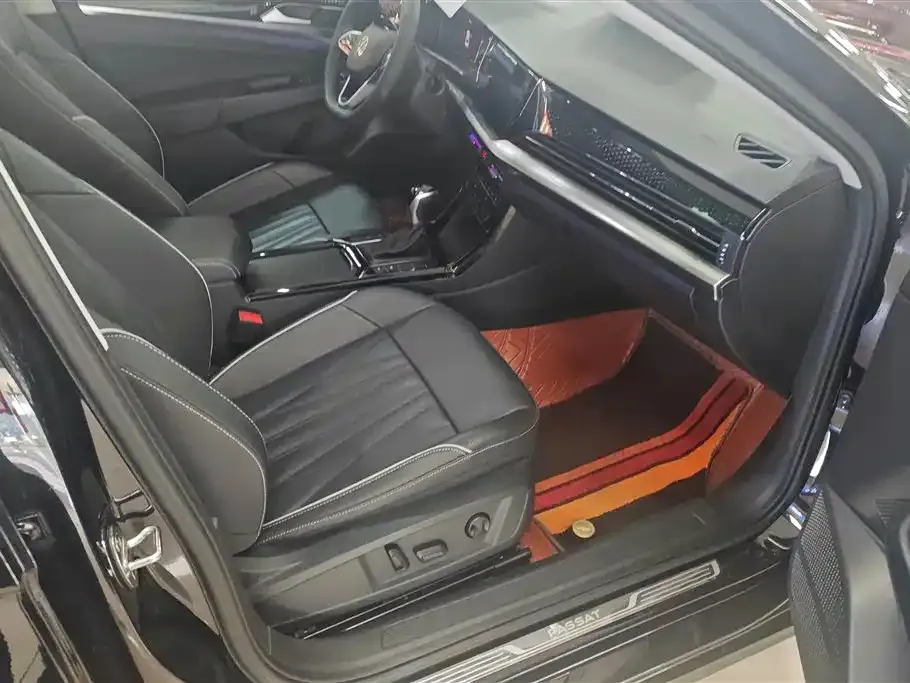 Volkswagen Passat 2022 из CN, фото 3