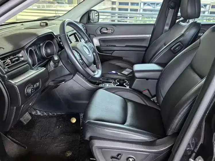 Jeep Grand Commander 2021 из CN, фото 2