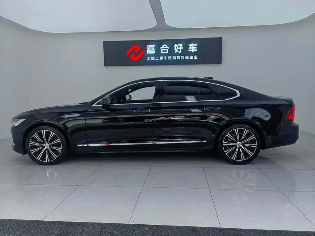 Volvo S90 2023 из CN, фото 7