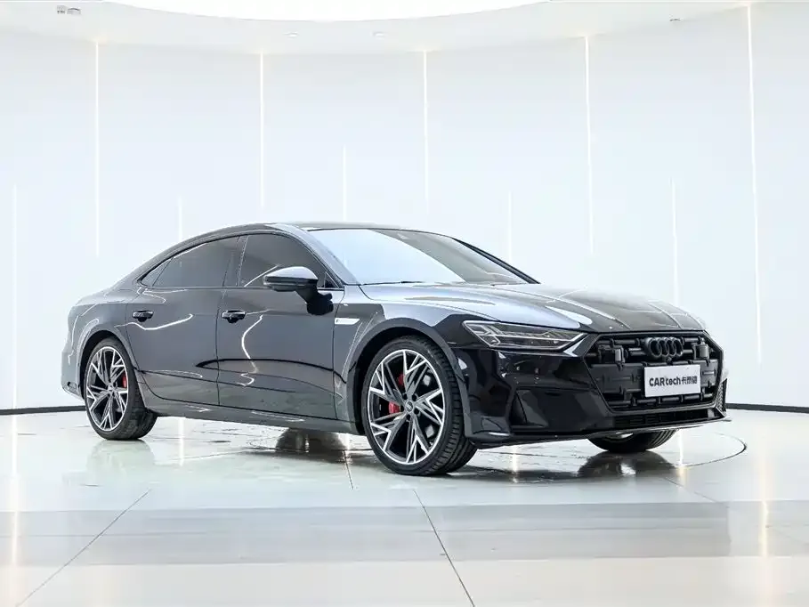 Audi A7L — фото 10